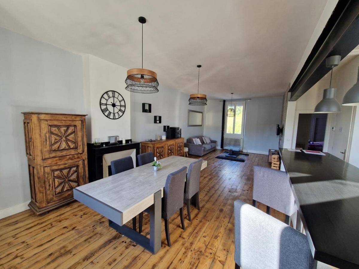 Appartement Spacieux, Wifi ,Cafe A Volonte Blaye-Les-Mines ภายนอก รูปภาพ